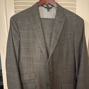 Banana Republic suit in grey plaid